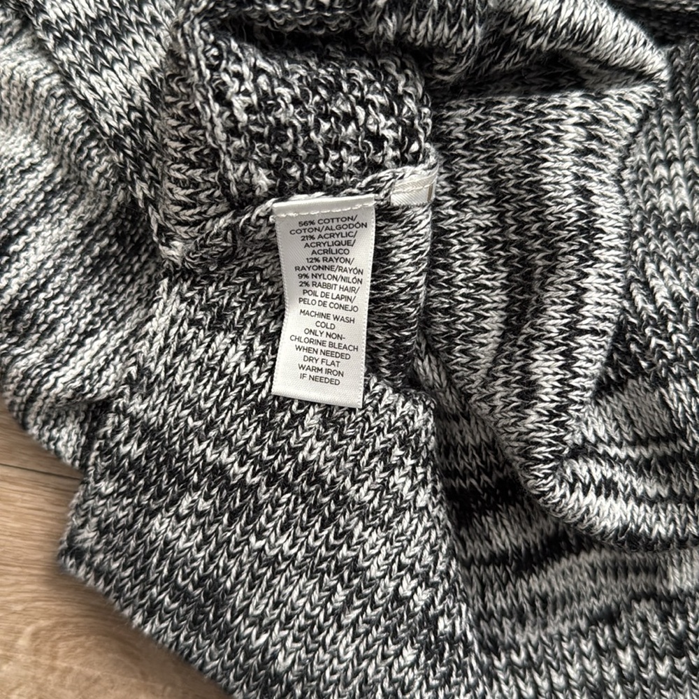 Loft sweater - Picture 3 of 4